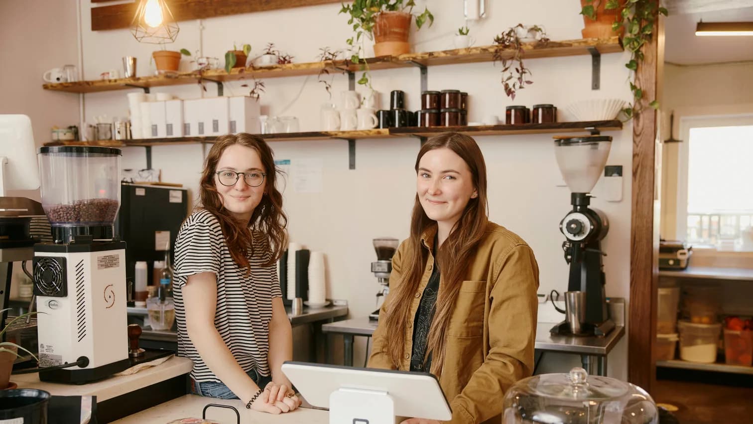 Splitlog Coffee Co. in Strawberry Hill, Kansas City, Kansas